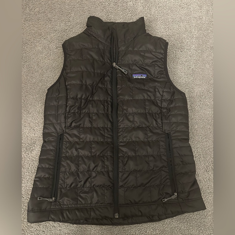 Patagonia Women's Black Quilted Vest